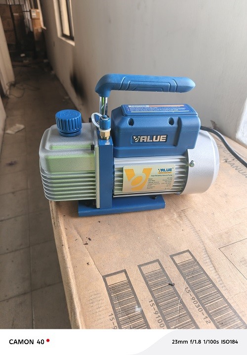 1/4 inch Vacuum Pump: Value VE 115N Single stage