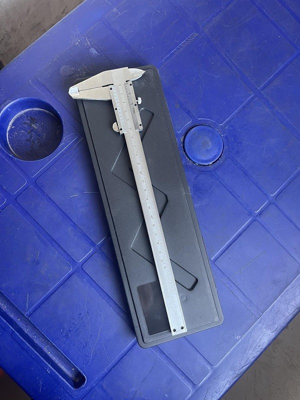 12"/0-300mm Vernier Caliper